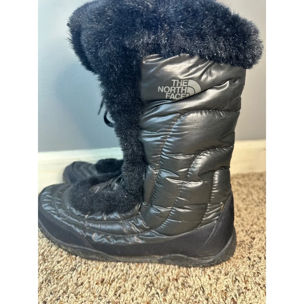 The North Face Nuptse Purna Black Faux Fur Water Resistant Winter Boots Womens 8
